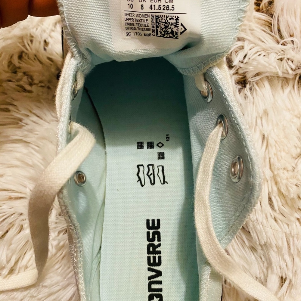 Shoes - Picture 5 of 5